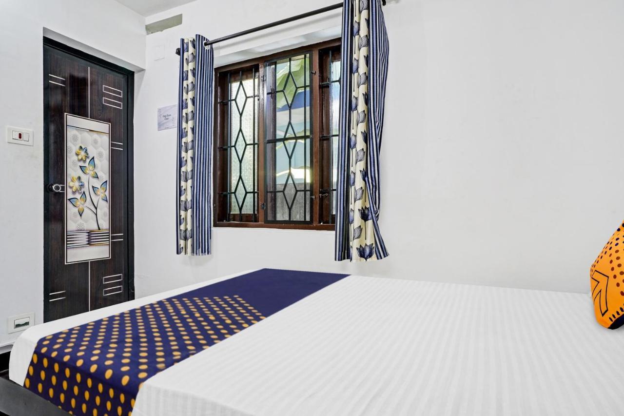 Spot On Blissful Villa Kochi Bagian luar foto